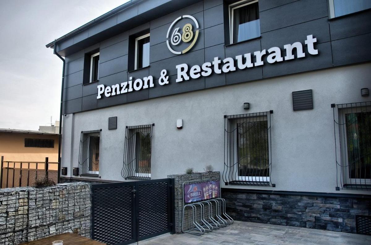 فندق Penzion 68 كلادنو المظهر الخارجي الصورة